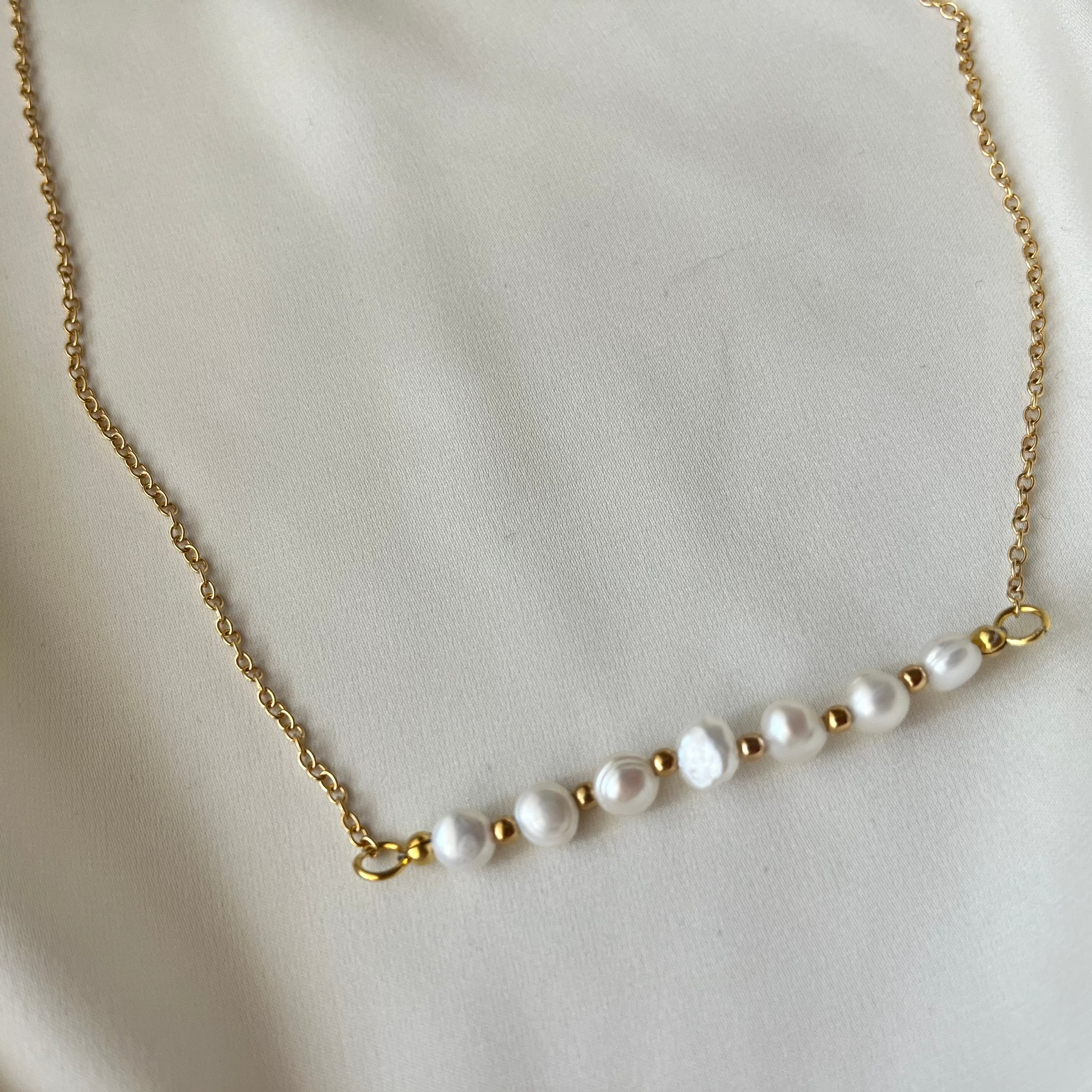 Colier argint si perle de cultura